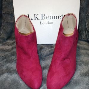 Women's shoes